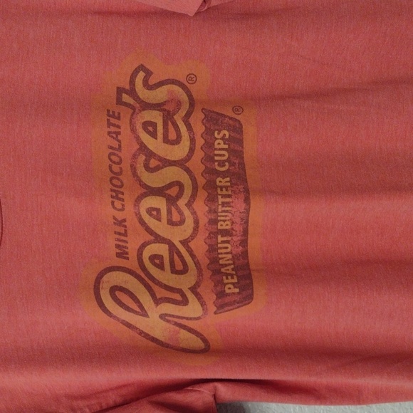 Milk Chocolate Reese's Peanut Butter Cups Savvy Unisex Graphic Tee Shirt - Picture 2 of 7